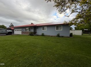 3822 Mazama Dr, Klamath Falls, OR 97603