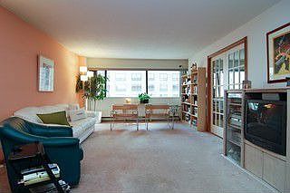 1st image of 1415 N Dearborn St APT 7C