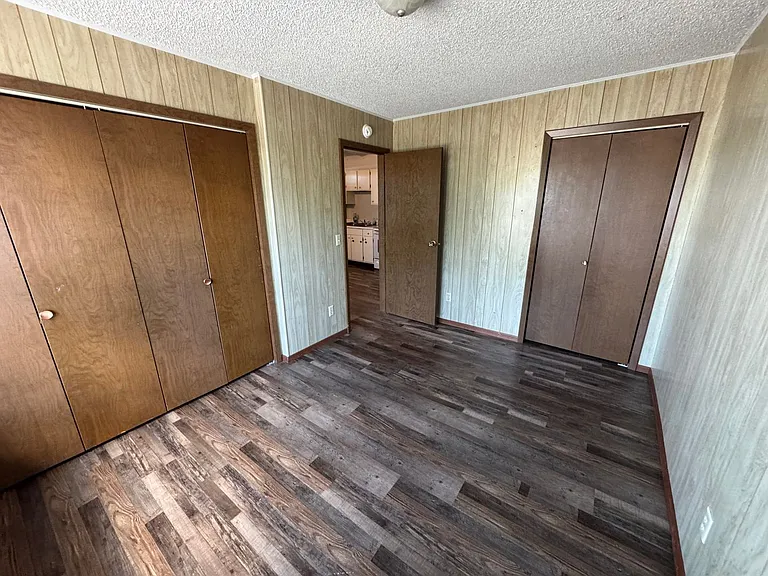 400 E Pike Ave #1 & 2 — Photo 18