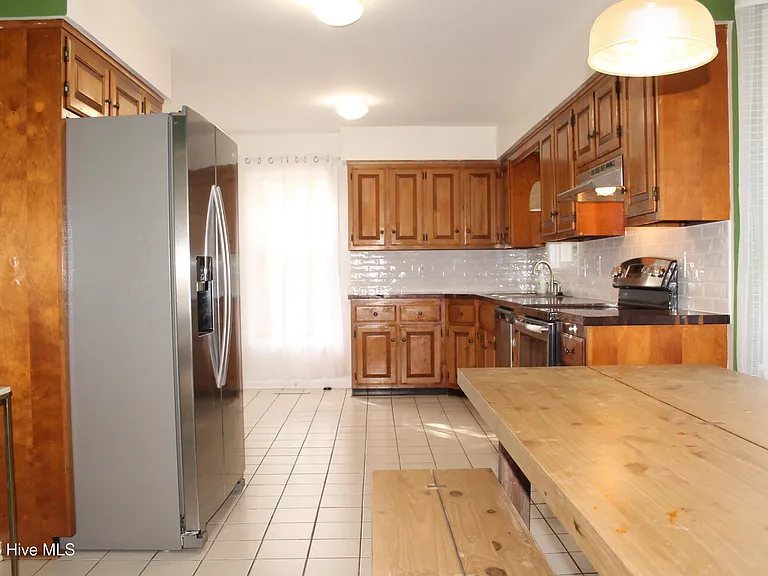 1624 E Indiana Ave #13 — Photo 11