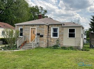 2451 Lambert Dr, Toledo, OH 43613