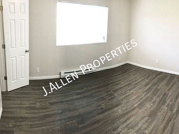 5th image of 1805 Parker Cir #B