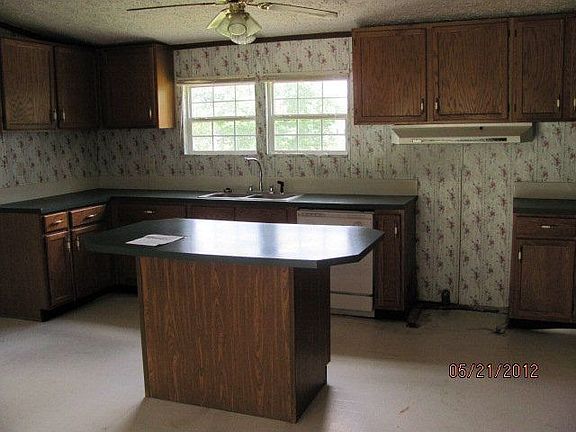 2nd image of 2784 Gregg Dr