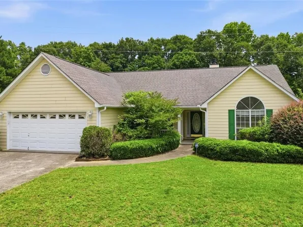 111 Laura Ashlyn Ct, McDonough, GA 30252