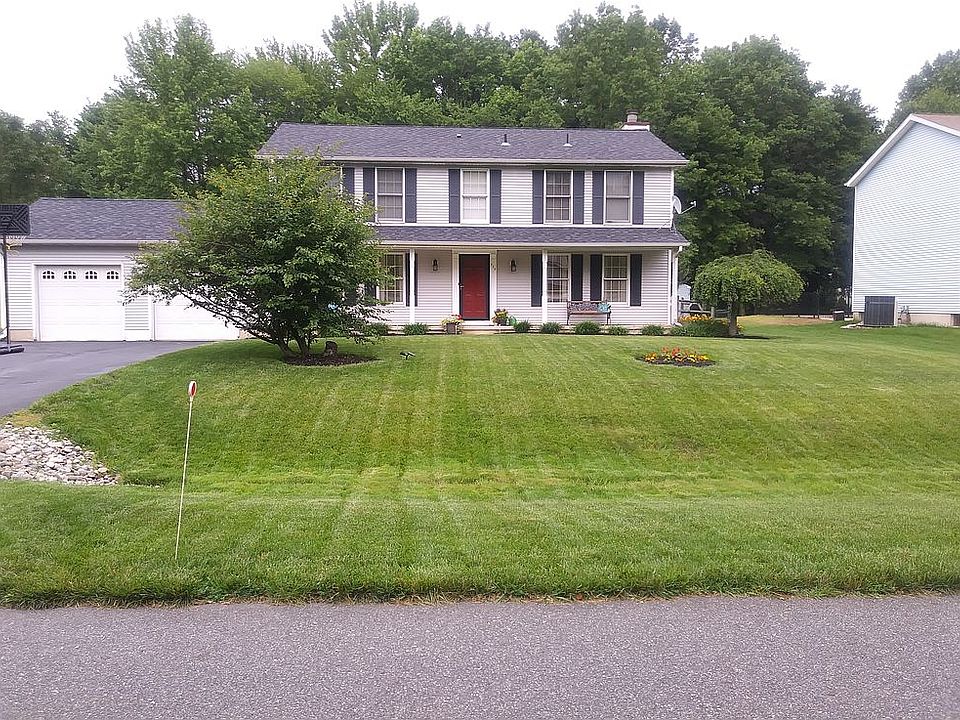1st image of 117 Bartley Dr