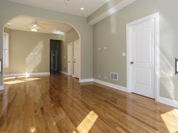 4th image of 3652 W Wabansia Ave #3