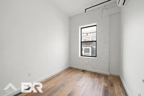 Rented by The KCI Group | media 25