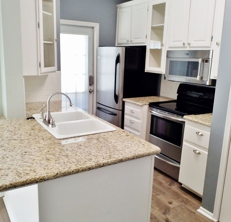 1st image of 1620 Wellington Pl APT 202