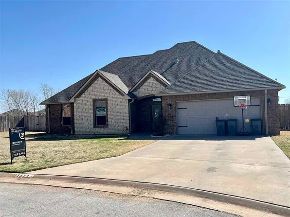 1412 Limestone Way, Elgin, OK 73538