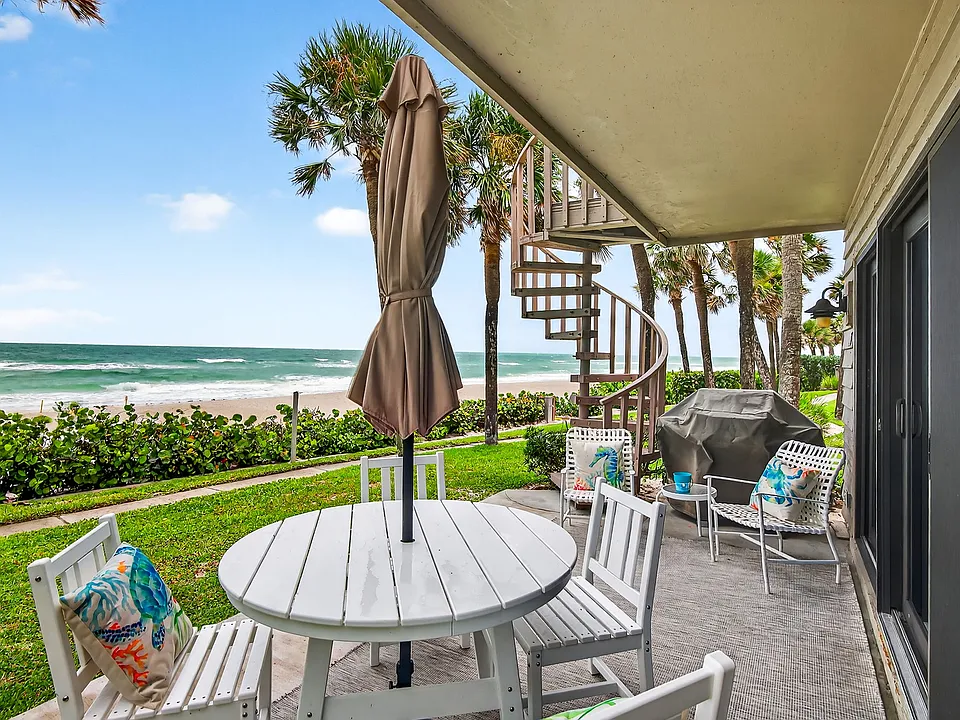 2100 Gulf Blvd #11