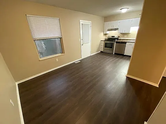 7583 Pickett Ln #7583 — Photo 12