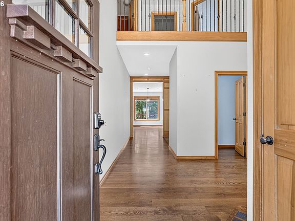 4th image of 8311 SW 43rd Ave