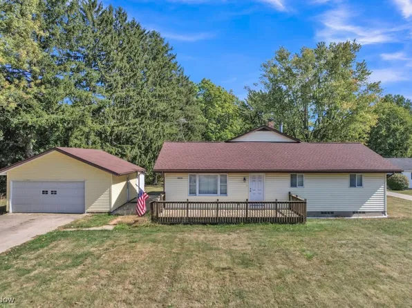 10333 W Ridge Rd, Elyria, OH 44035