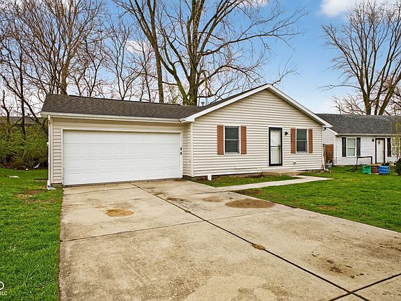 2nd image of 9254 E 39th Pl