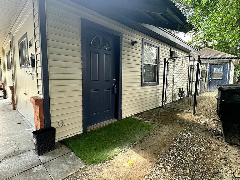 2117 Thonig Rd — Photo 4