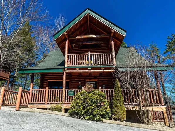 1659 Mountain Lodge Way, Sevierville, TN 37862