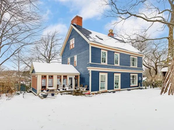 54 Circular Road, St. John's, NL A1C2Z1