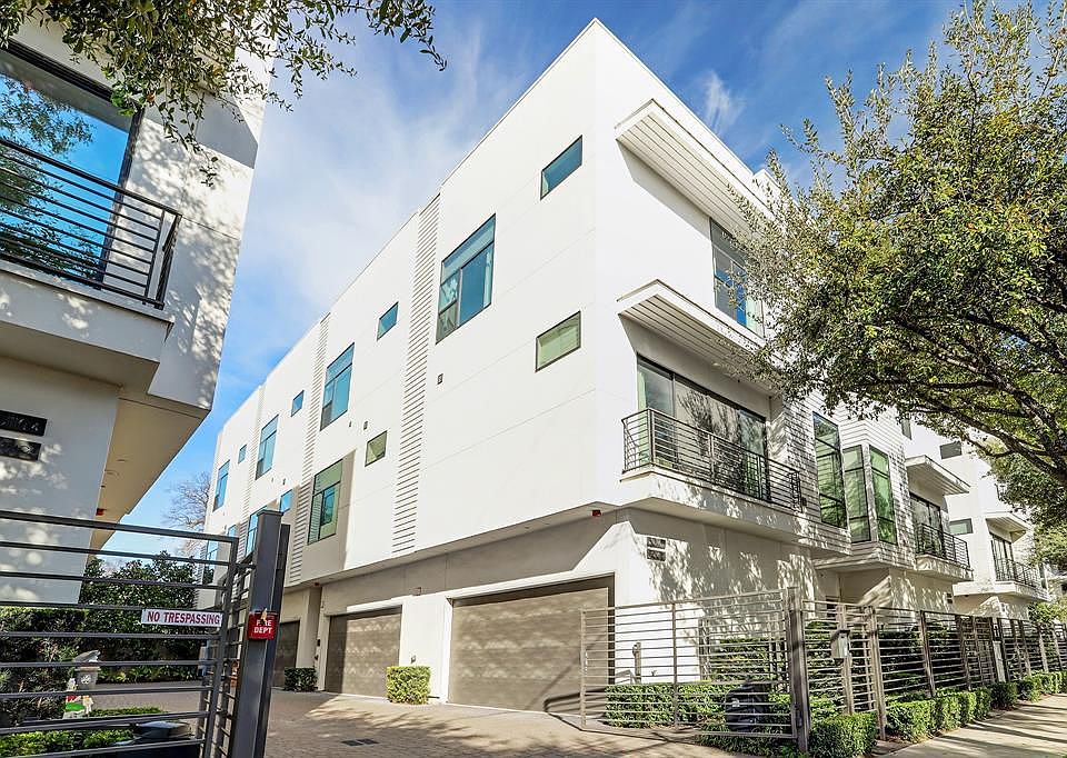 1st image of 1004 California St #301