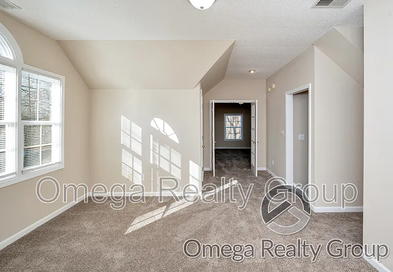7504 Carrolwood Way — Photo 39