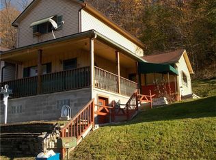 4140 Wildcat Rd, Lower Burrell, PA 15068