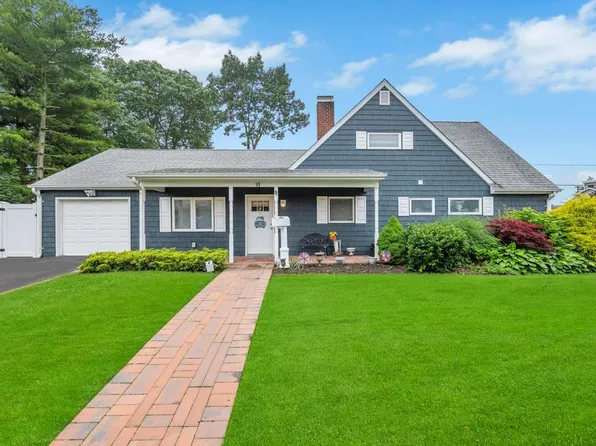 31 willowood, Wantagh, NY 11793