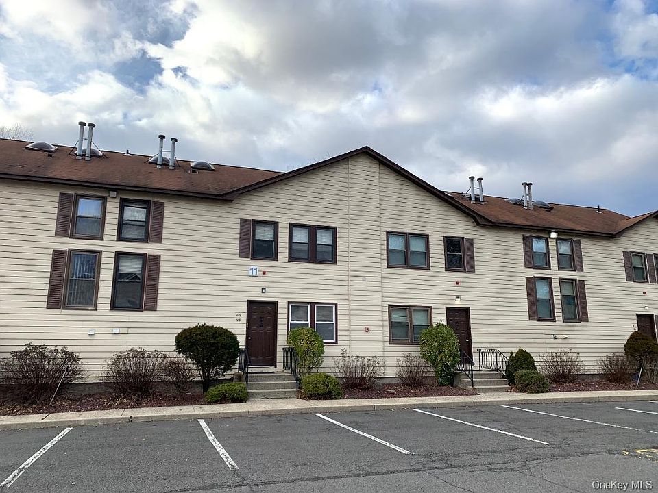 1st image of 135 W Nyack Rd APT 125