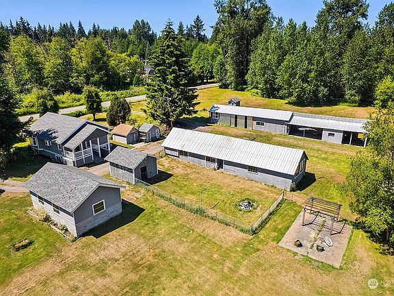 3rd image of 7811 123rd Avenue NE