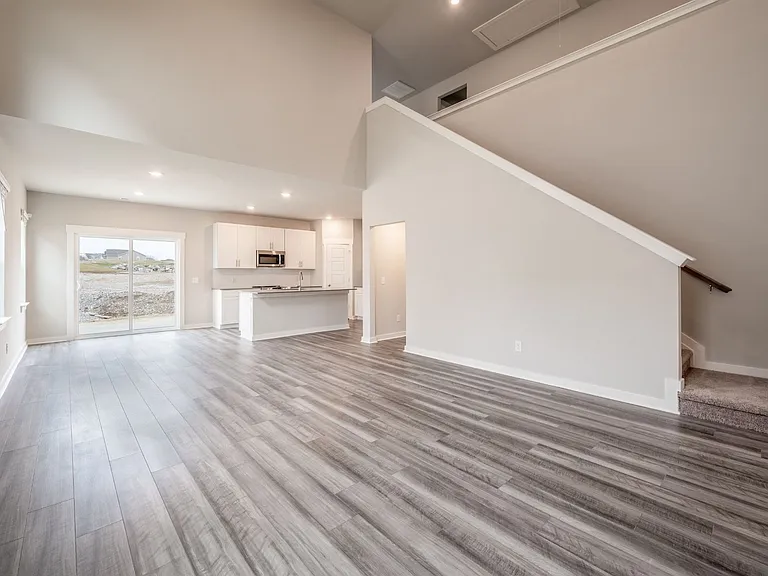 293 Casper Dr — Photo 6