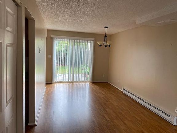 3rd image of 1313 W Park Ave #1313