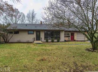 915 Vale St, Bloomington, IL 61701