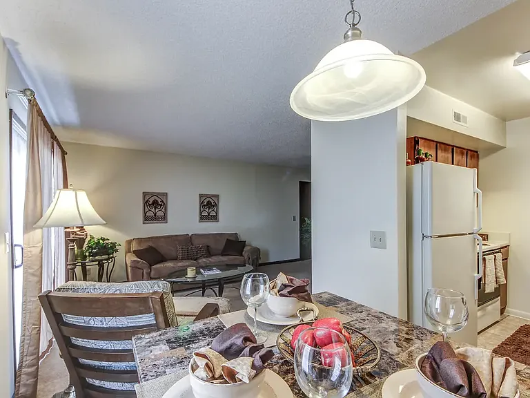 The Dunes Apartments — Photo 6