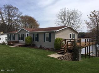 4664 S Eden Lake Rd, Custer, MI 49405