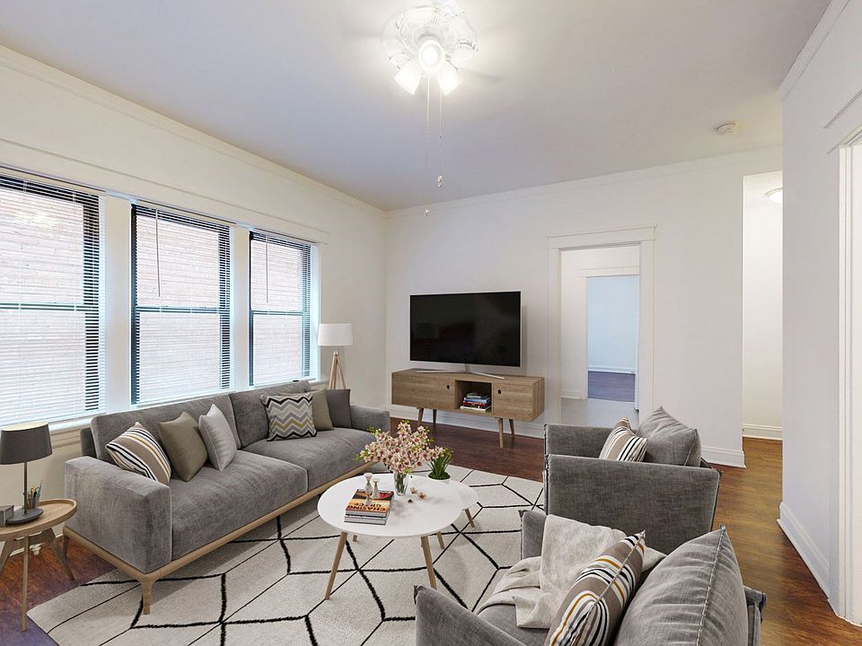 Dining/Living room