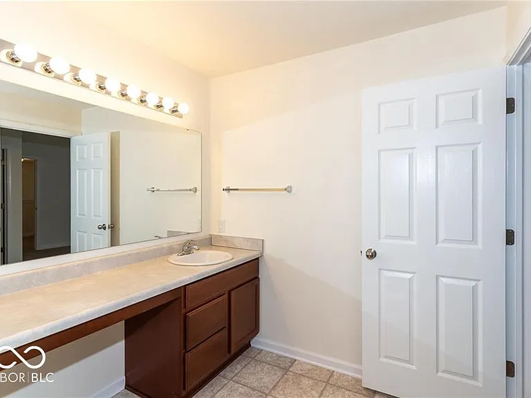 5606 Beale St — Photo 23