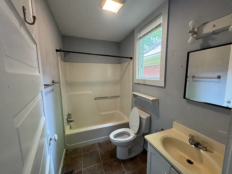 1203 Euclid Ave #2 — Photo 6