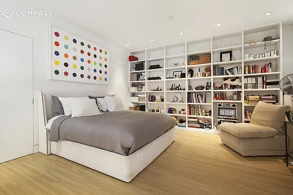 Rented by Compass | media 40