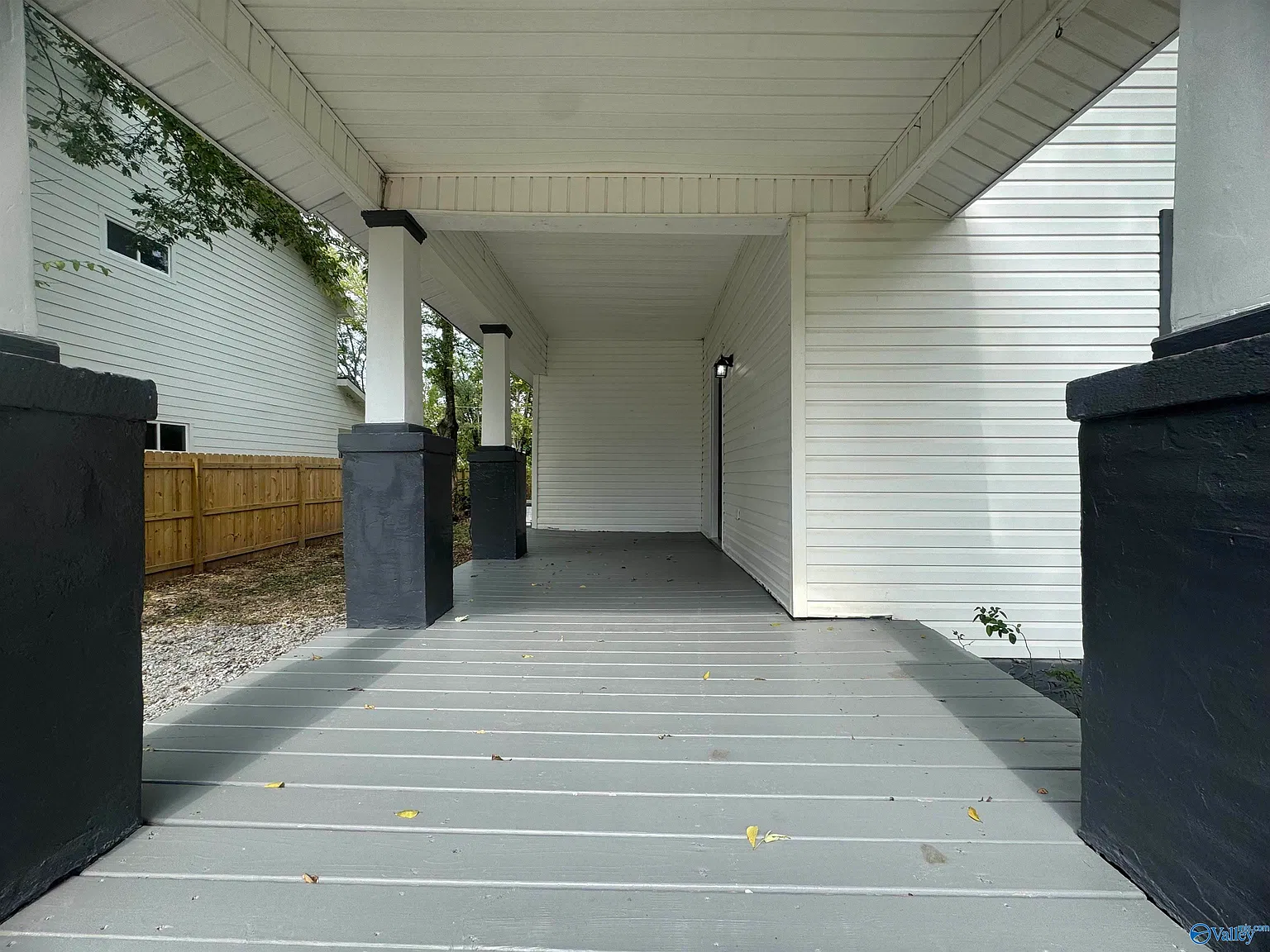 2 bed, 1.0 bath, 1100 sqft, $1,595 — Photo 2