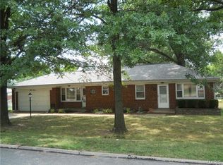 860 Reavis Barracks Rd, Saint Louis, MO 63125