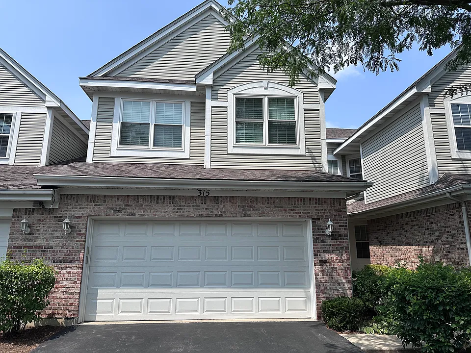 315 Bay Dr