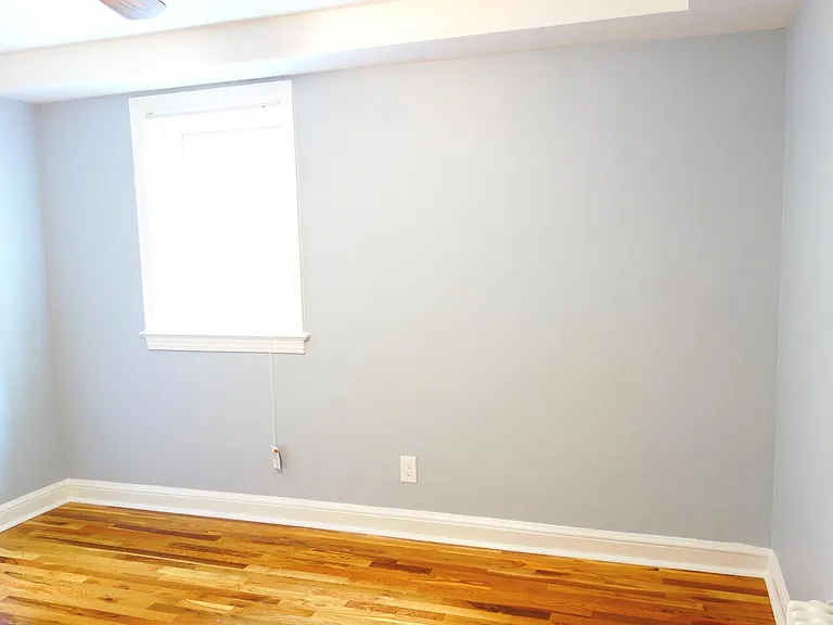 8210 Greenwood Ave — Photo 35