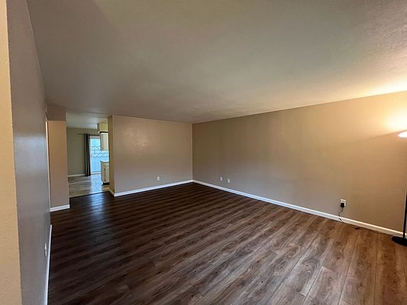 5th image of 617 W Granger Ave APT 29