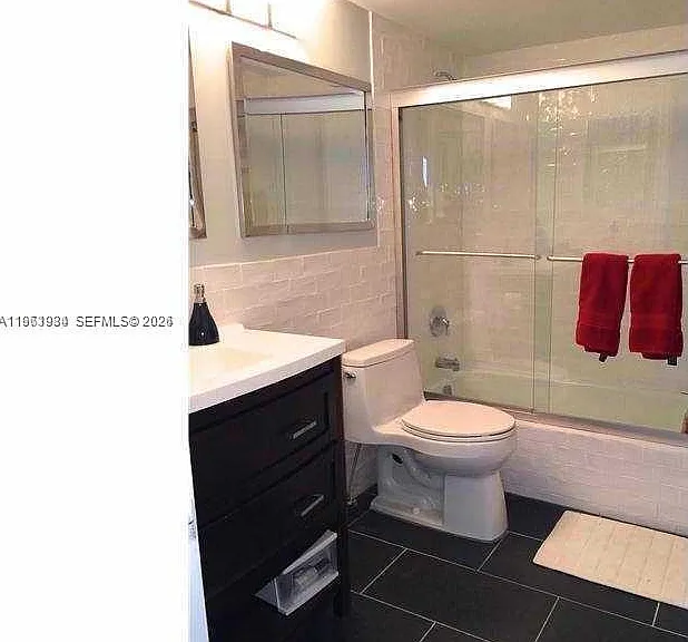 1881 Middle River Dr #604 — Photo 5