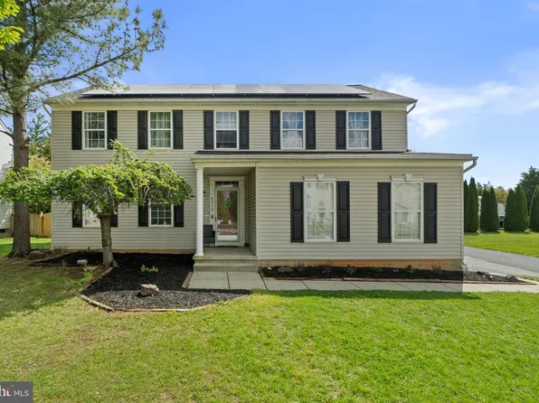 4210 Mead Dr, Hampstead, MD 21074
