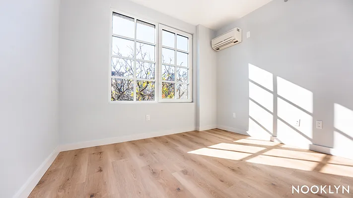 Rented by Nooklyn NYC LLC | media 63