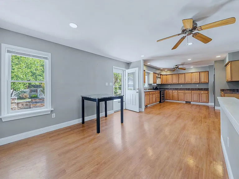 5 Comet Ct — Photo 8