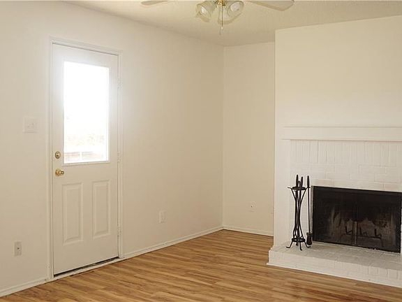 5th image of 614 Pickwick Ln