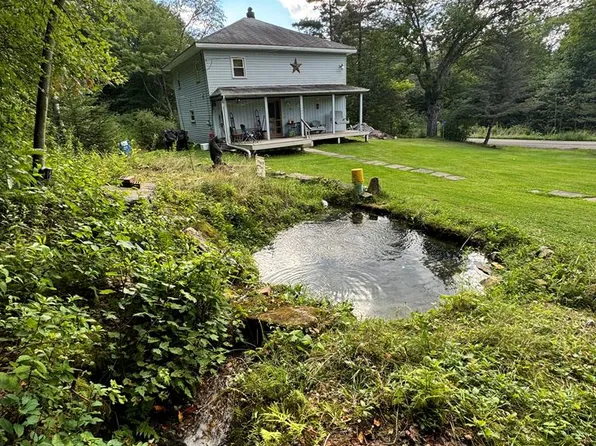 11492 Wilcox Rd, Wilcox, PA 15870