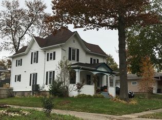 239 N Russell St, Denver, IA 50622