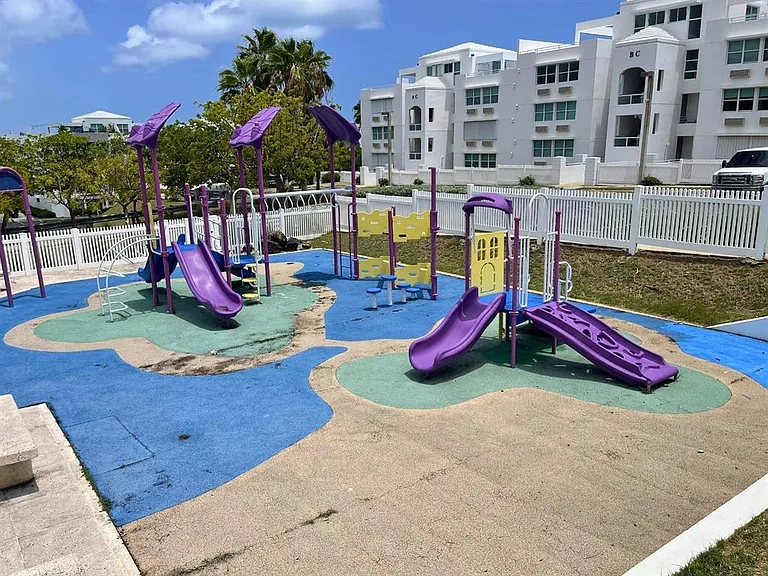 DN-301 Ocean Club At Seven Seas — Photo 37