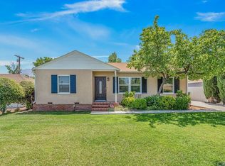 10228 McVine Ave, Sunland, CA 91040
